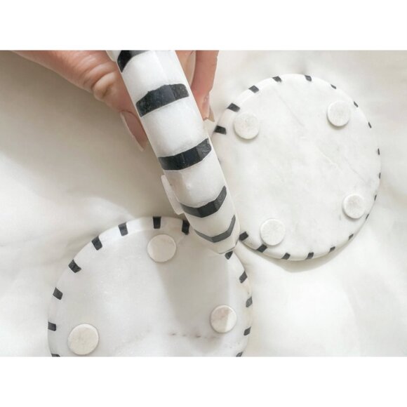 Set/2 Ticking Black & White Marble Coasters - Picture 3 of 5
